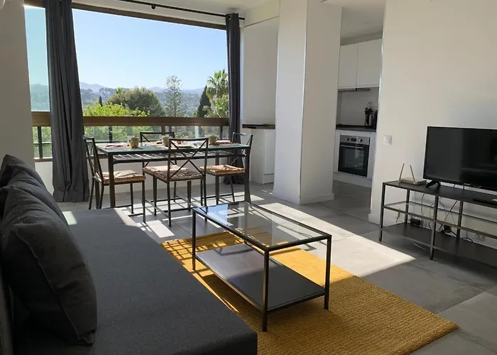 Great Apartment In The Heart Of Marbella